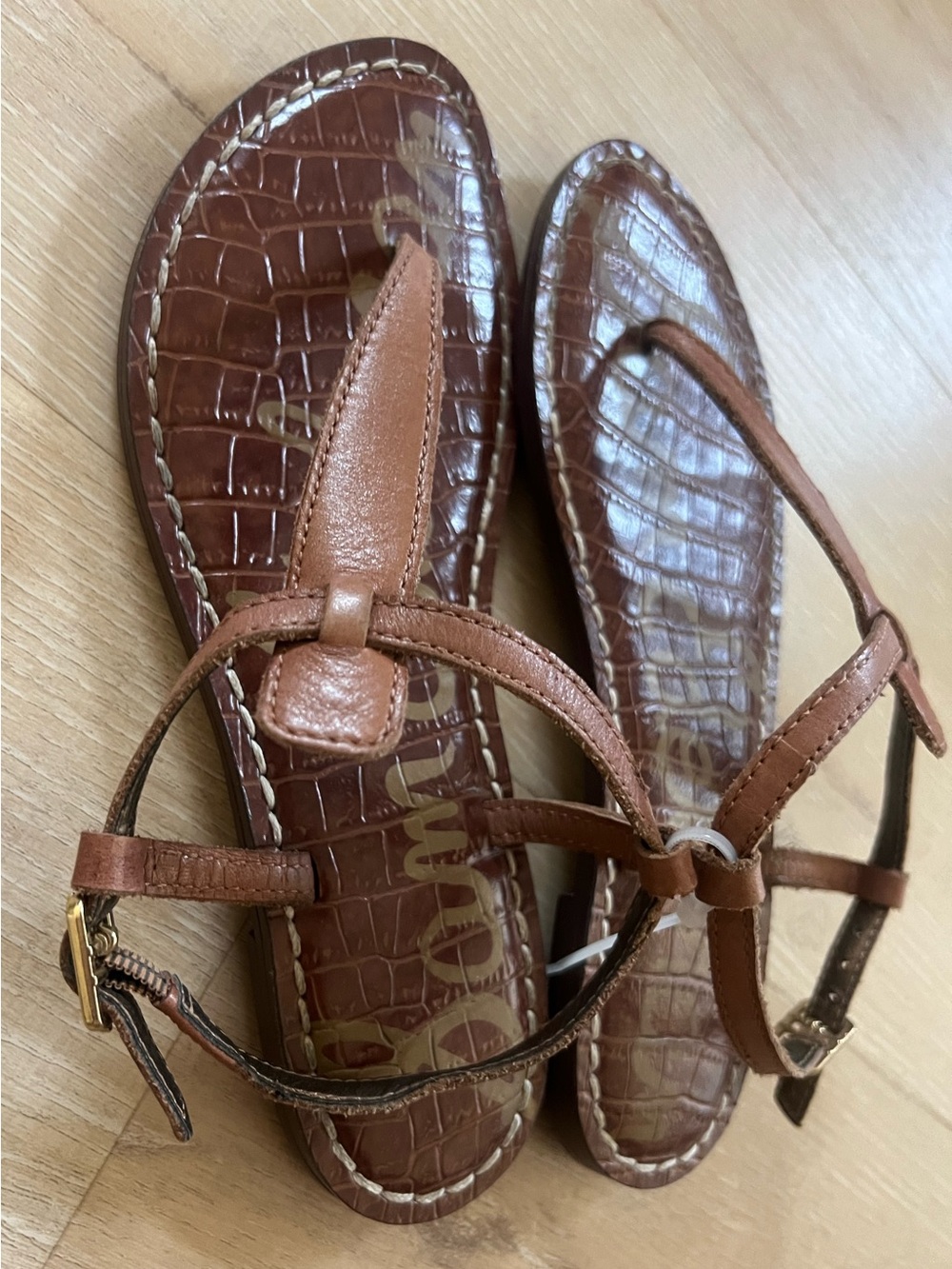 Sam Edelman Cognac Brown T-Strap Sandals - Picture 2 of 3